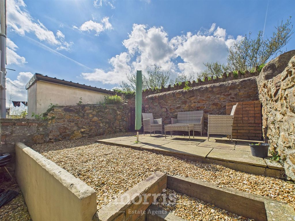 Property photo 3 of 28 Externally