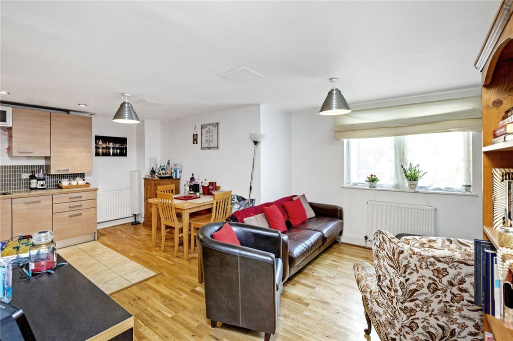 Property photo 1 of 10 Picture No. 01
