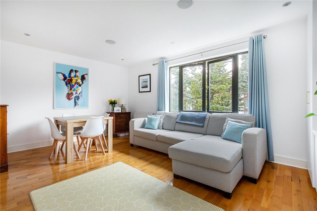 Property photo 2 of 9 Picture No. 06