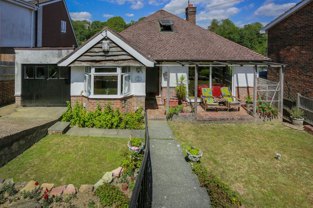 Property photo 1 of 25