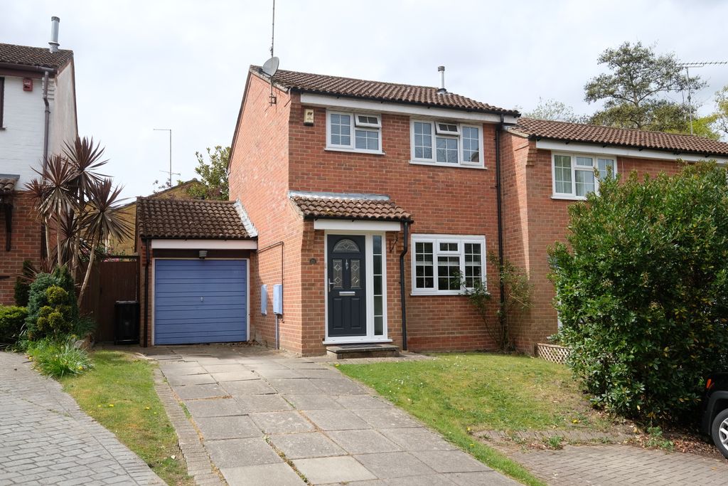 Property photo 1 of 17