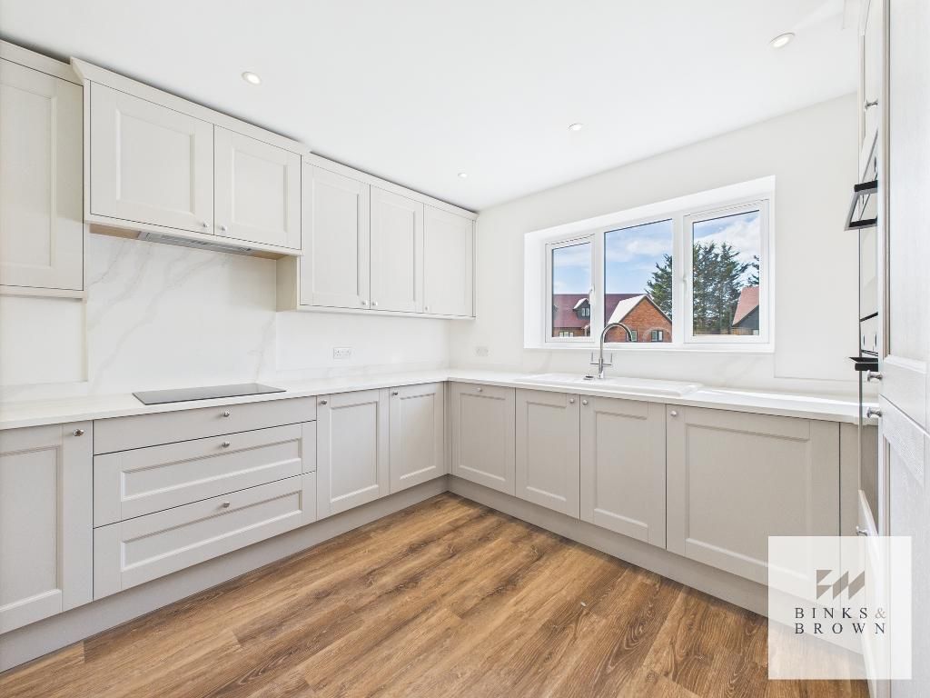 Property photo 3 of 8 Photo 3