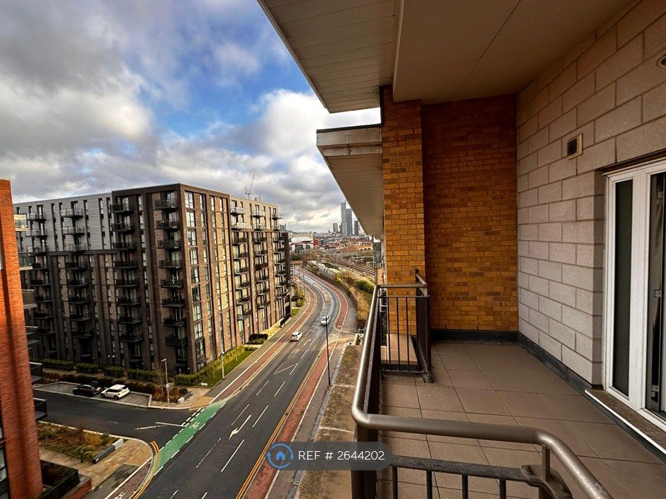 Property photo 2 of 11