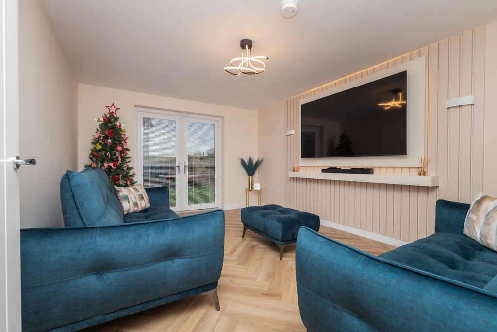 Property photo 2 of 30 7 Carsphairn Avenue Pa1 2Fp-1