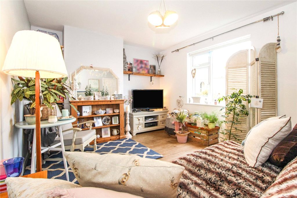 Property photo 3 of 14 Picture No. 25