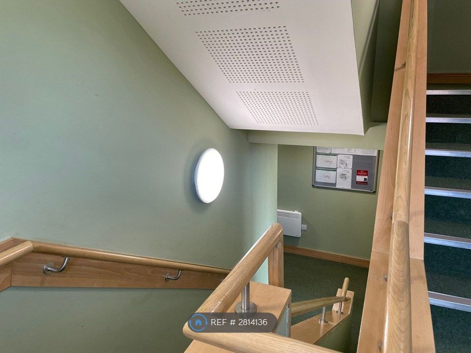 Property photo 3 of 8 Communal