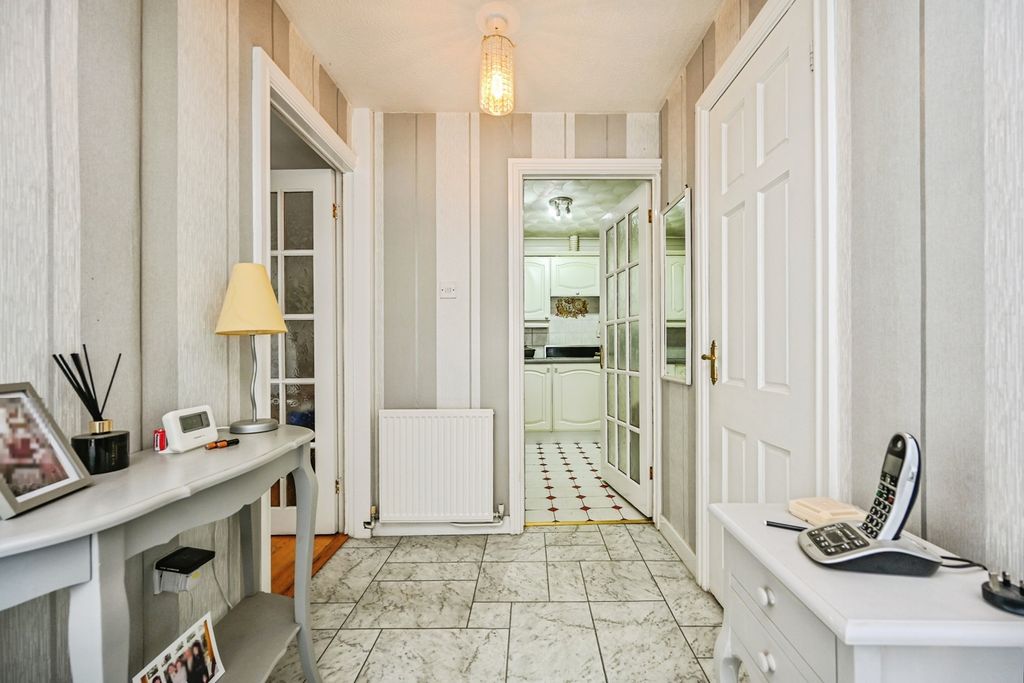 Property photo 2 of 17 Pbox-Img.Jpg