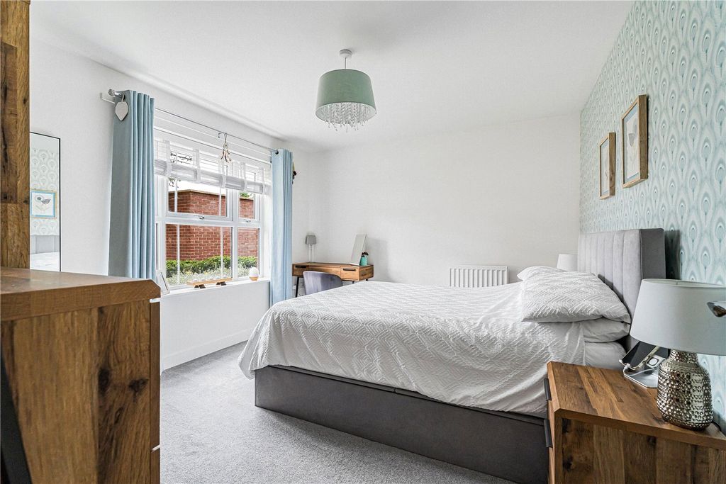 Property photo 2 of 10 Picture No. 03