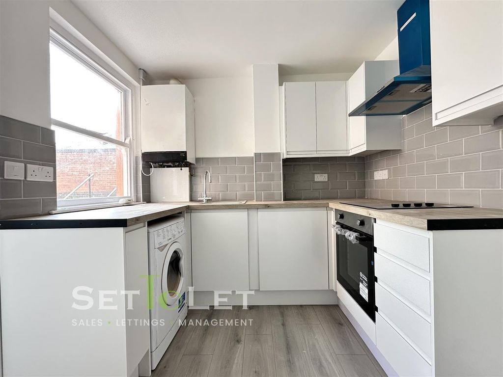 Property photo 2 of 8 Img_3575.Jpg