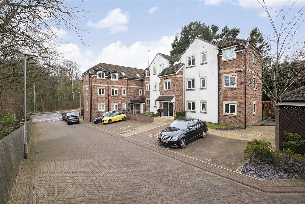 Property photo 1 of 19