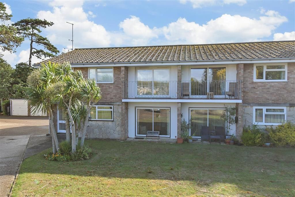 Property photo 1 of 10 External (Brochure)