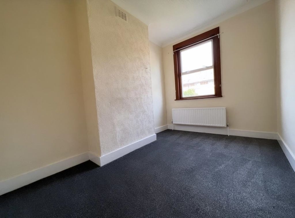 Property photo 3 of 10 Qk2Wlhj8x0Yd1Tqy0...