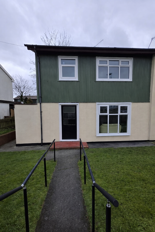 Property photo 1 of 11