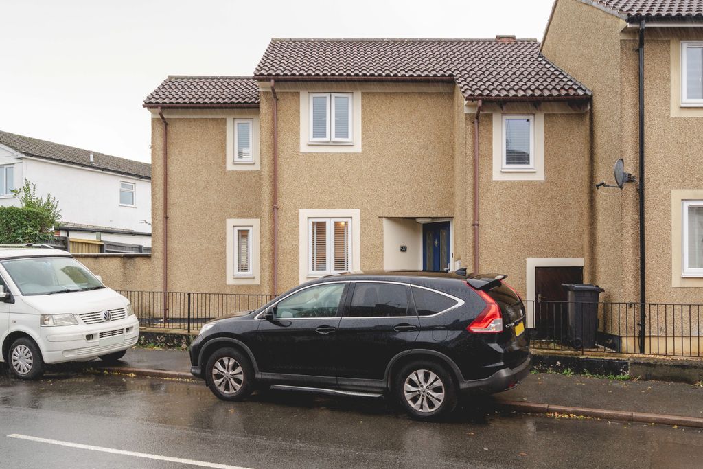 Property photo 3 of 22 3