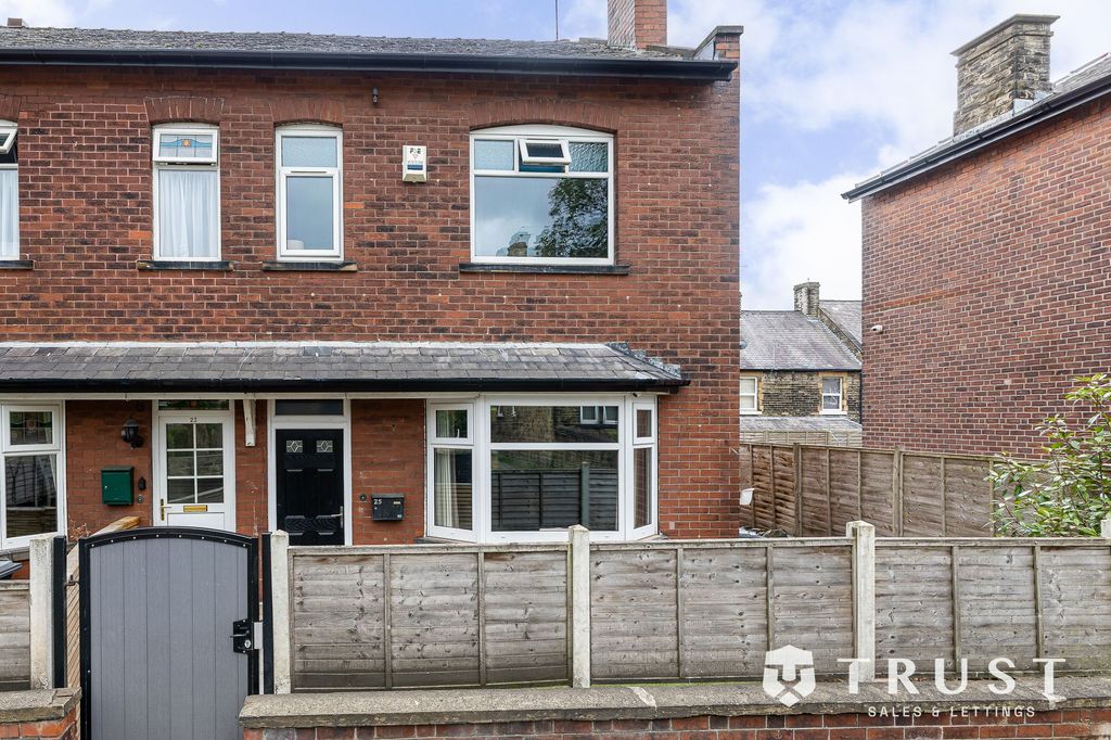 Property photo 1 of 44