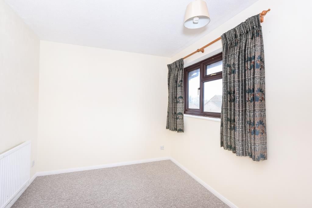Property photo 2 of 10 Bedroom