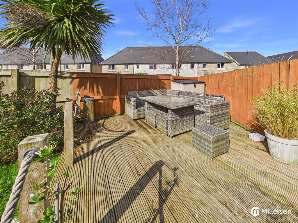 Property photo 3 of 18 Cam05092G0-Pr0166-Still005.Jpg