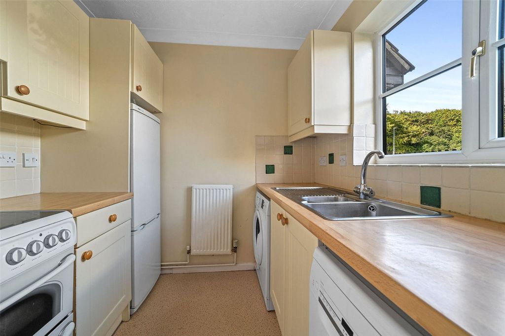 Property photo 2 of 11 Picture No. 08