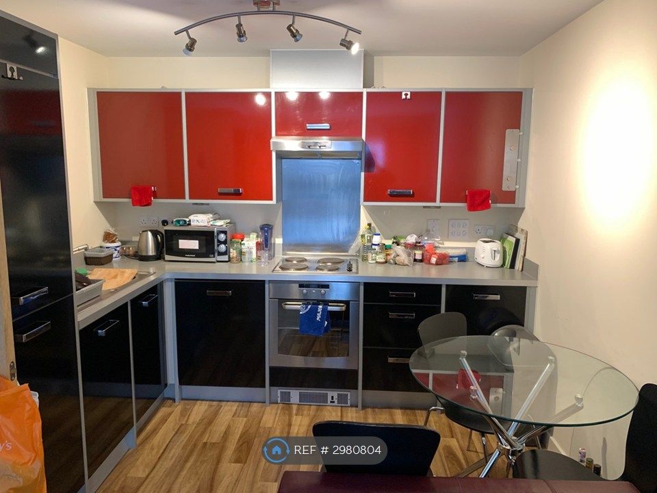 Property photo 2 of 7 Kitchen Area