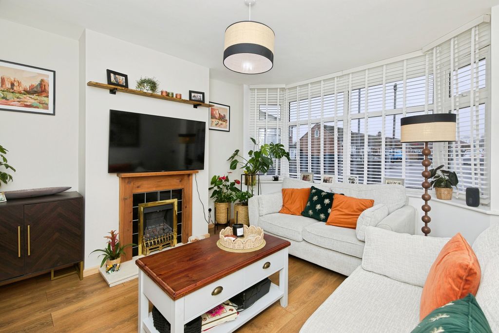 Property photo 2 of 15