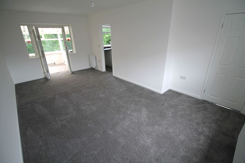 Property photo 3 of 12 Img_0607