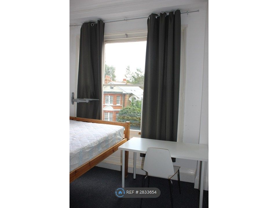 Property photo 3 of 11