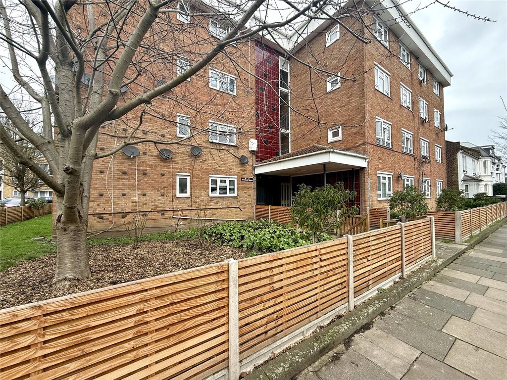 Property photo 1 of 7 Exterior