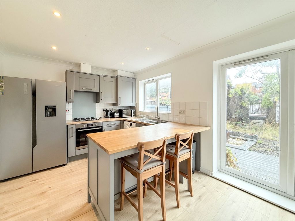 Property photo 2 of 21 Breakfasting Kitchen