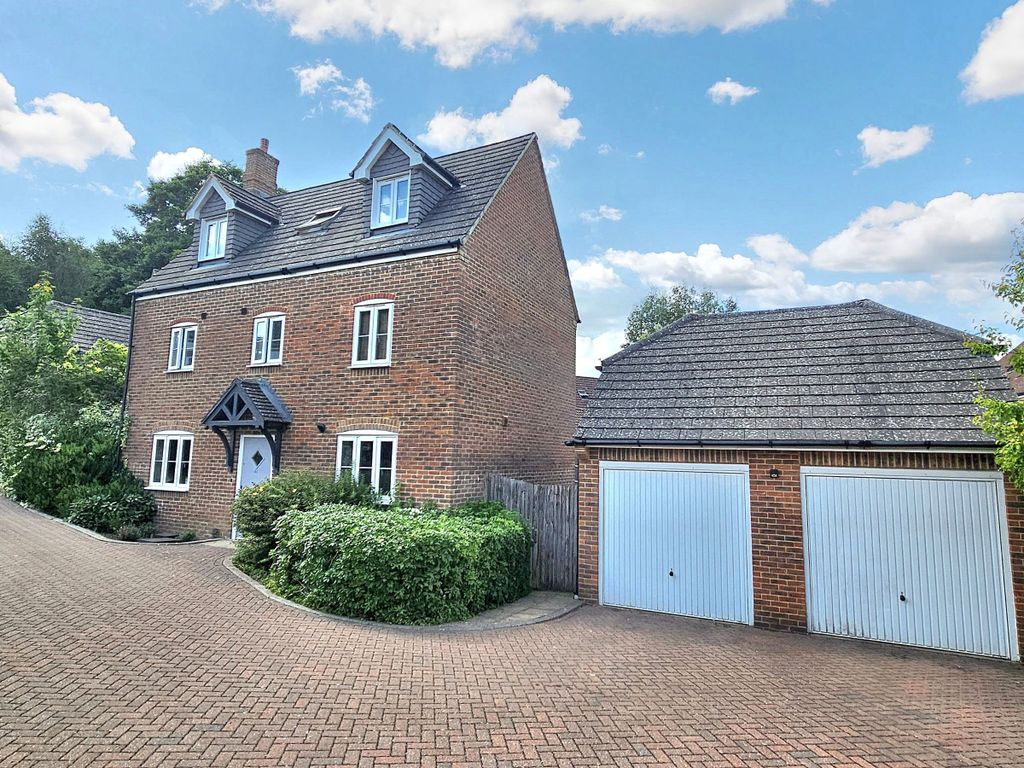 Property photo 1 of 26