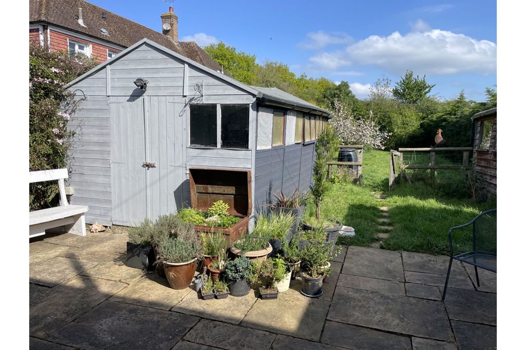 Property photo 3 of 21