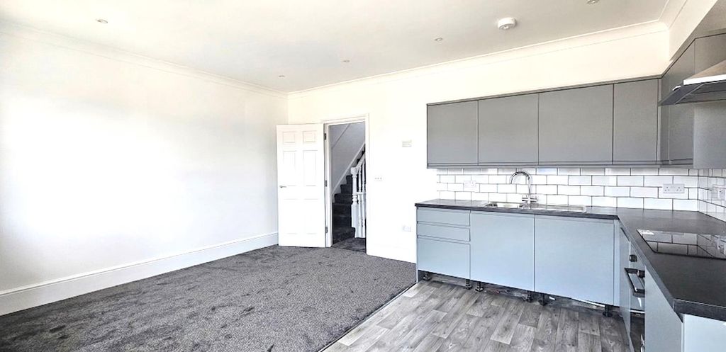 Property photo 2 of 11 1.Png
