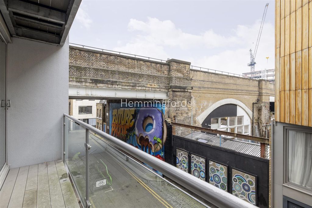 Property photo 3 of 15 Hemmingfords- 2 The Foundry, Dereham Place-12_Lo_W