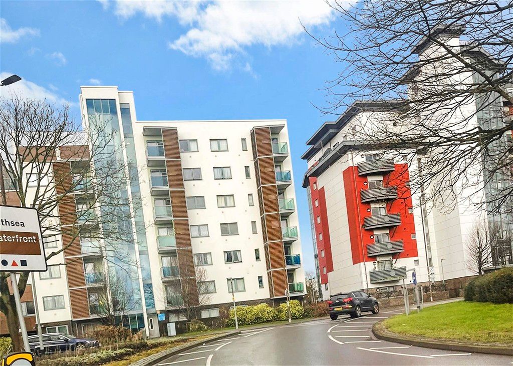 Property photo 1 of 7 Front (Fma)