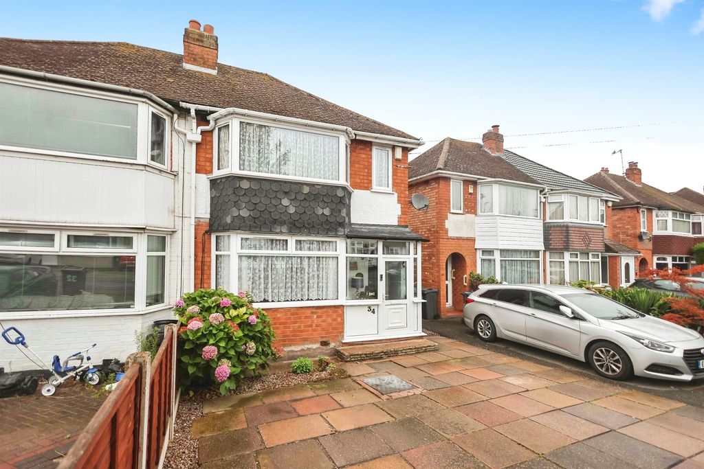 Property photo 2 of 17