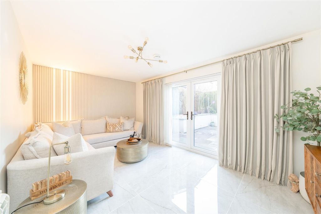 Property photo 2 of 10 31_Peelwalls_Meadows-03.Jpg