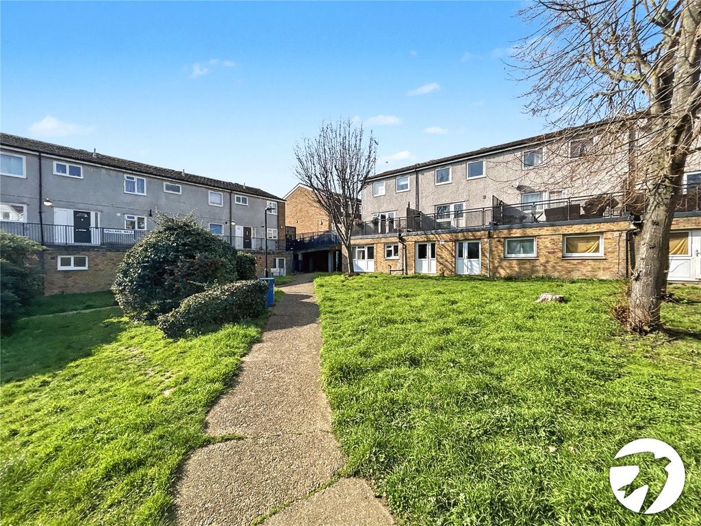 Property photo 1 of 16 Picture No. 21