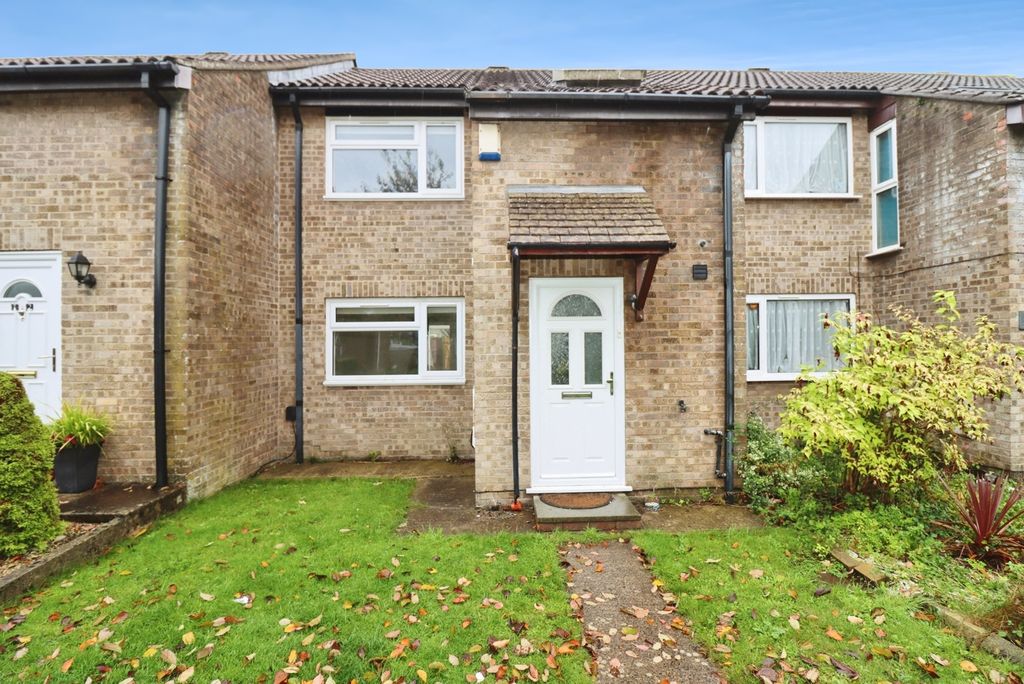 Property photo 1 of 17 Front Aspect