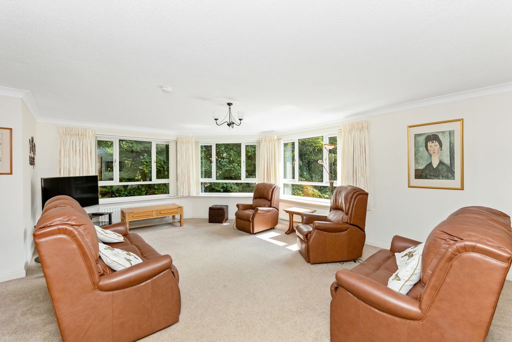 Property photo 2 of 19 Property Image 2