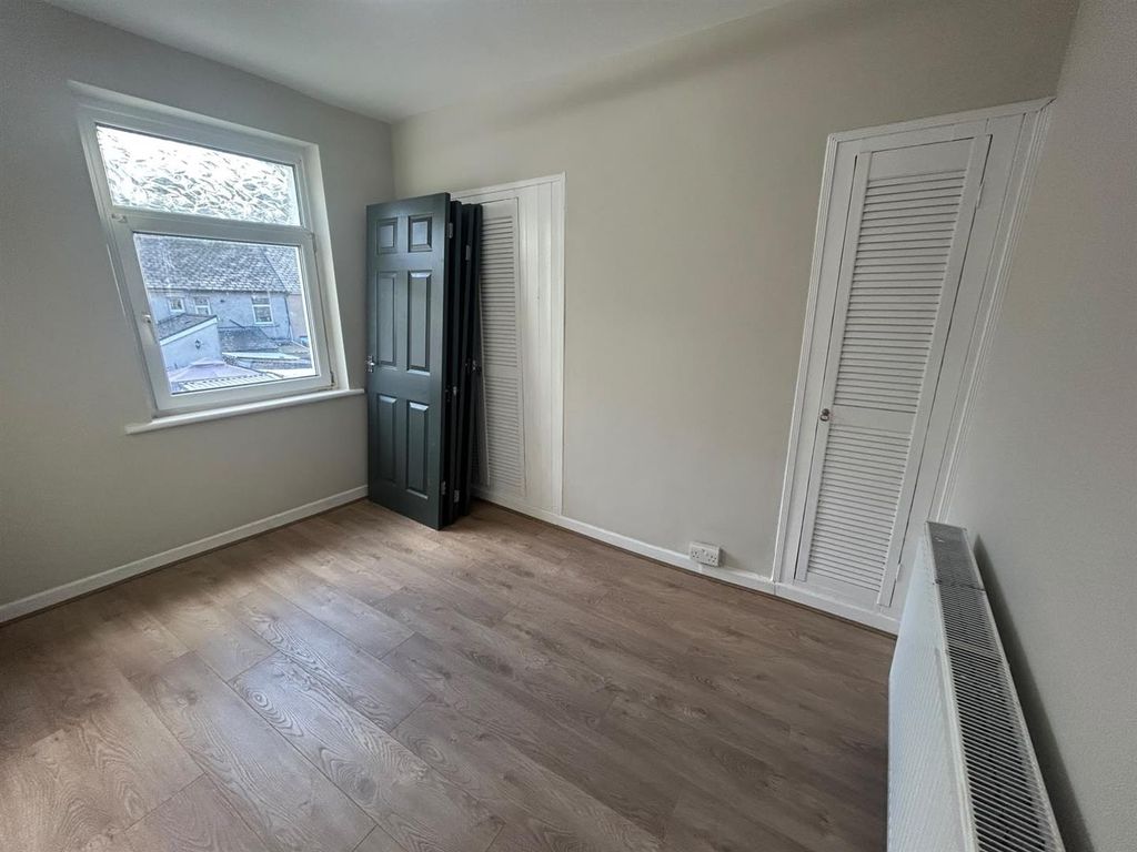 Property photo 3 of 6 4.Jpg