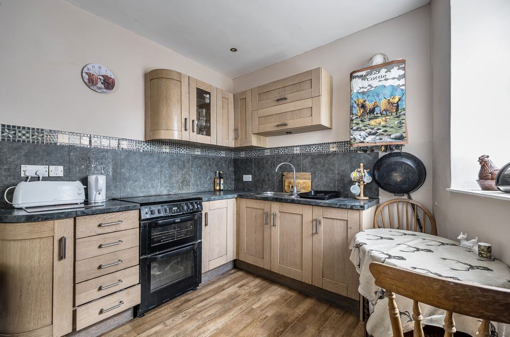 Property photo 3 of 17 3 - Kitchen