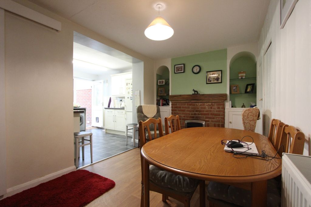 Property photo 3 of 16 Photo 6