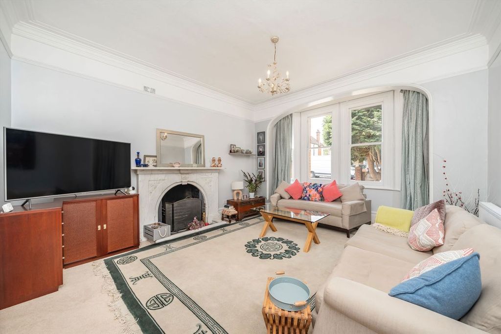 Property photo 2 of 7