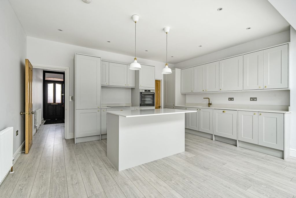 Property photo 1 of 18 1120694 (5)