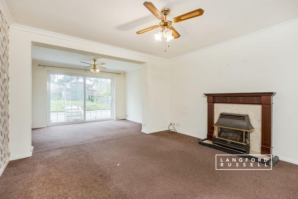 Property photo 3 of 11 0d7Bad3d-Fed5-F01...