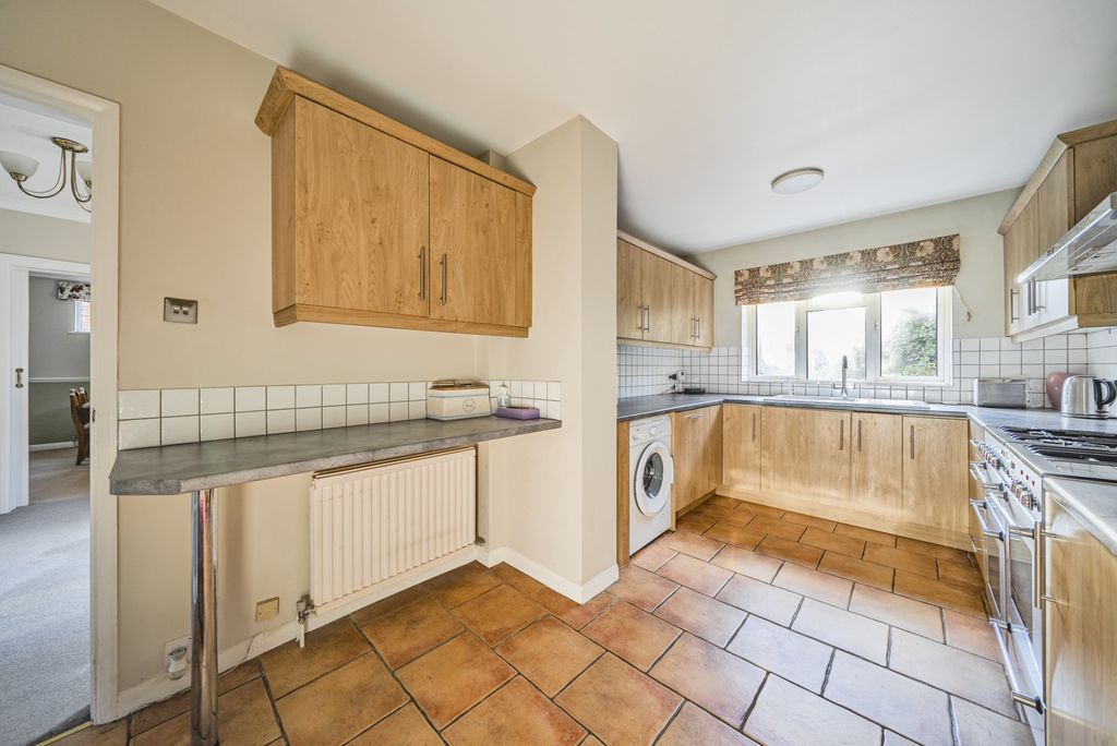 Property photo 3 of 21