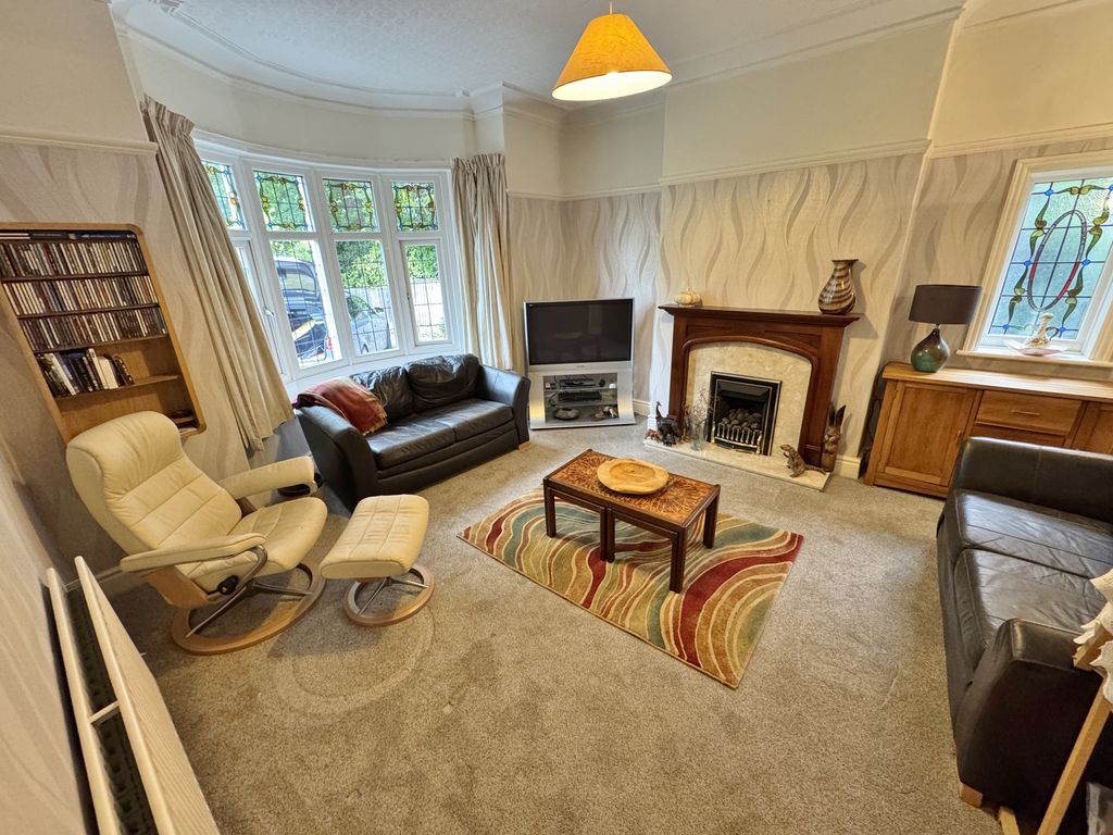 Property photo 3 of 23
