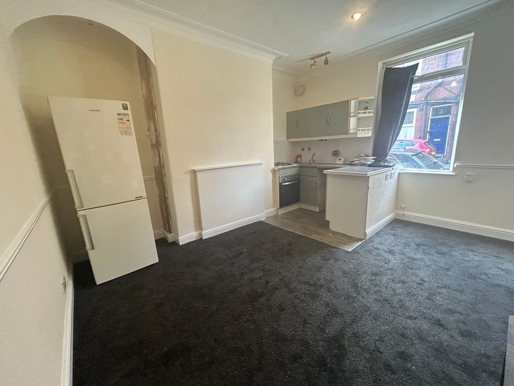 Property photo 2 of 12 Img_3445