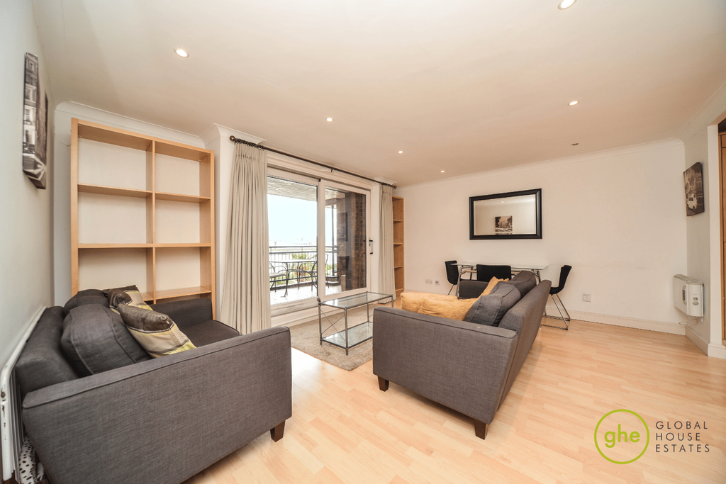 Property photo 3 of 18