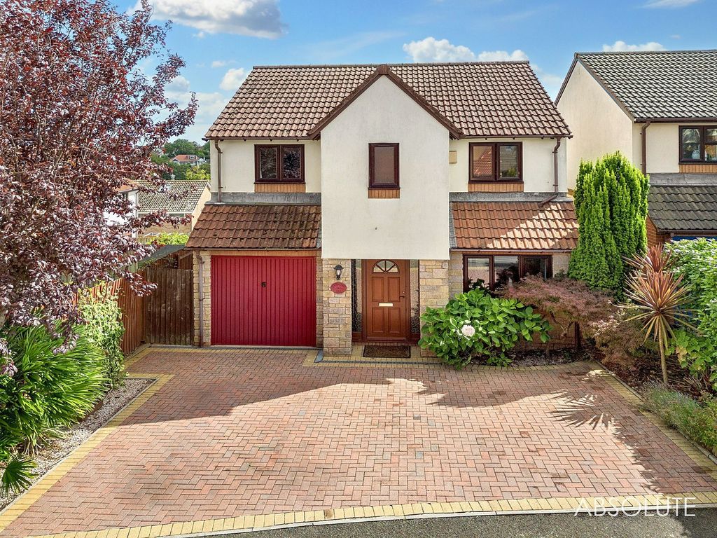 Property photo 1 of 28