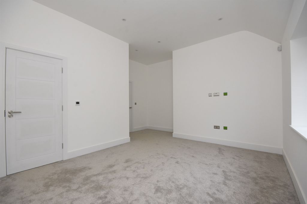 Additional image 8 of 3 bed detached bungalow for saleBeaufort Gardens, Braintree CM7